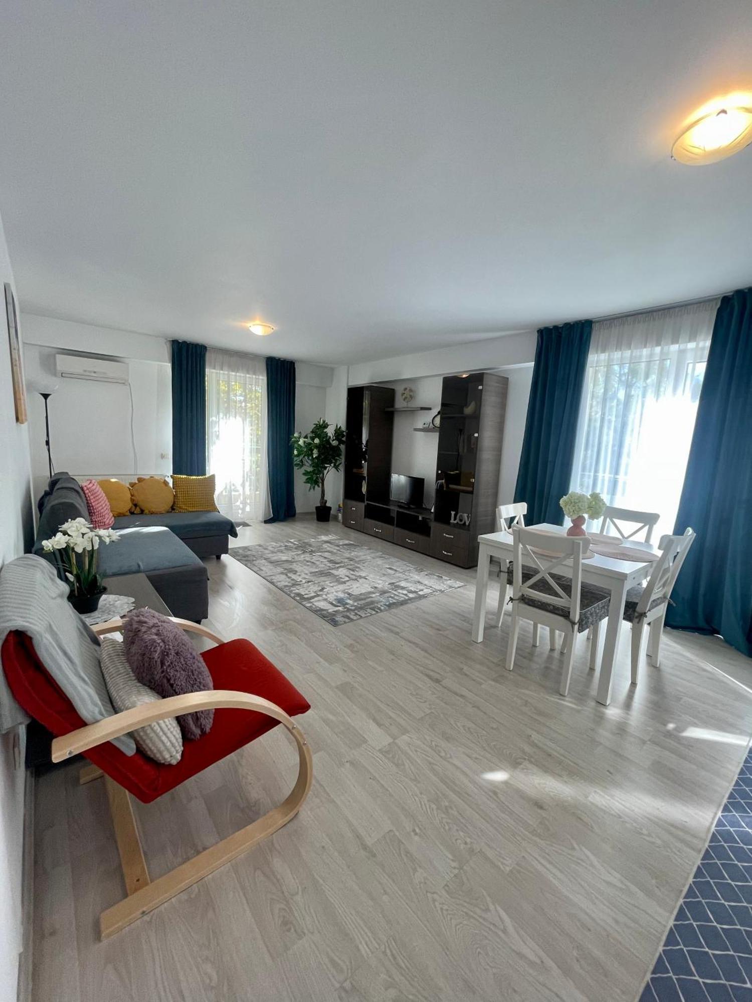 Fly Airport Residences & Therme-Self Check-In Отопень Екстер'єр фото